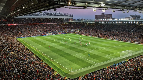 Een blik op het stadion van Manchester United